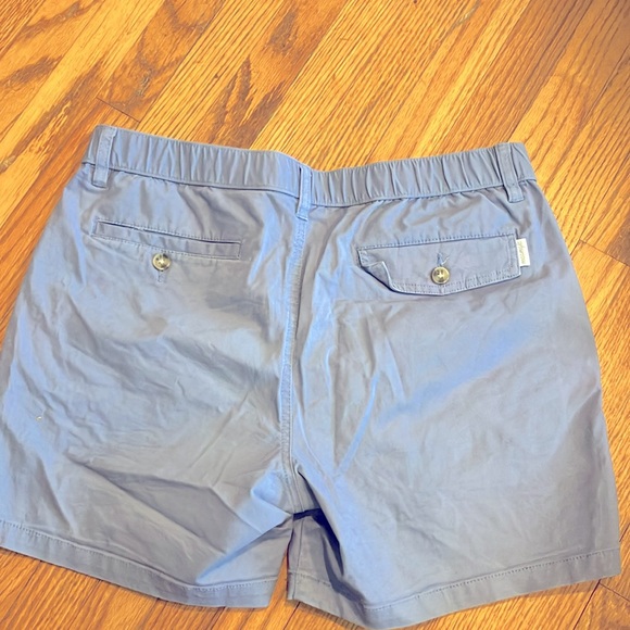 Maamgig causal shorts 5.5in inseam, size 32 waist, light blue - Picture 2 of 2